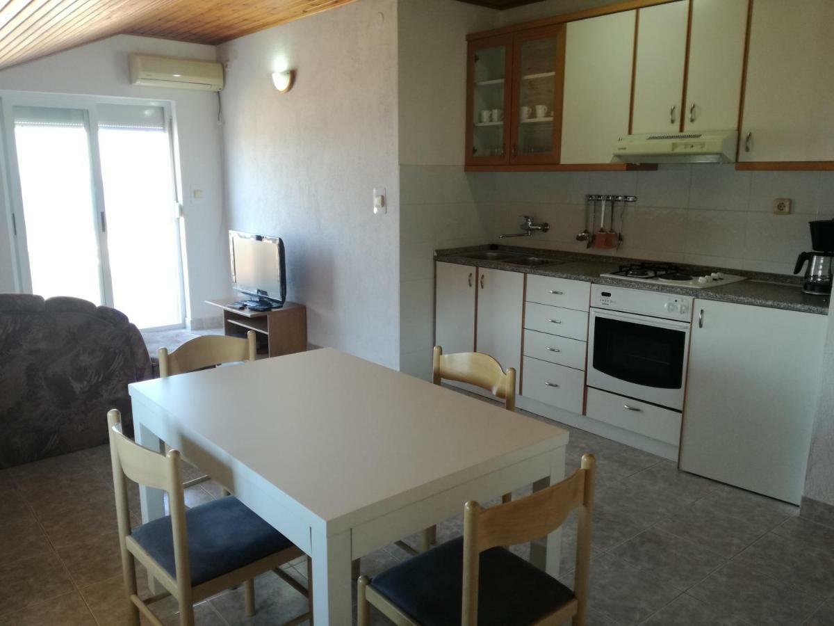Apartments Dorkin Preko Εξωτερικό φωτογραφία